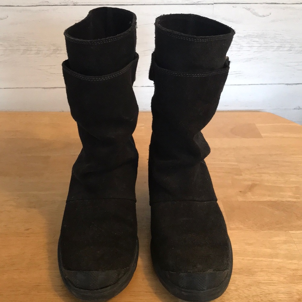 Super cute Sorel wedge boots